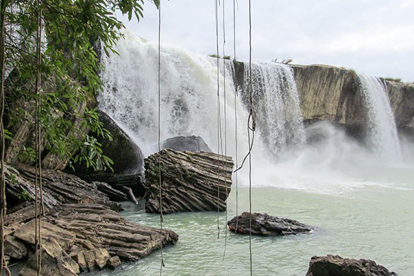 Gia Long Waterfall, Vietnam Tours 