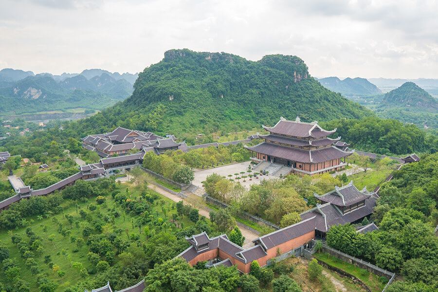 old bai dinh pagoda ninh binh, Vietnam Vacation Package 