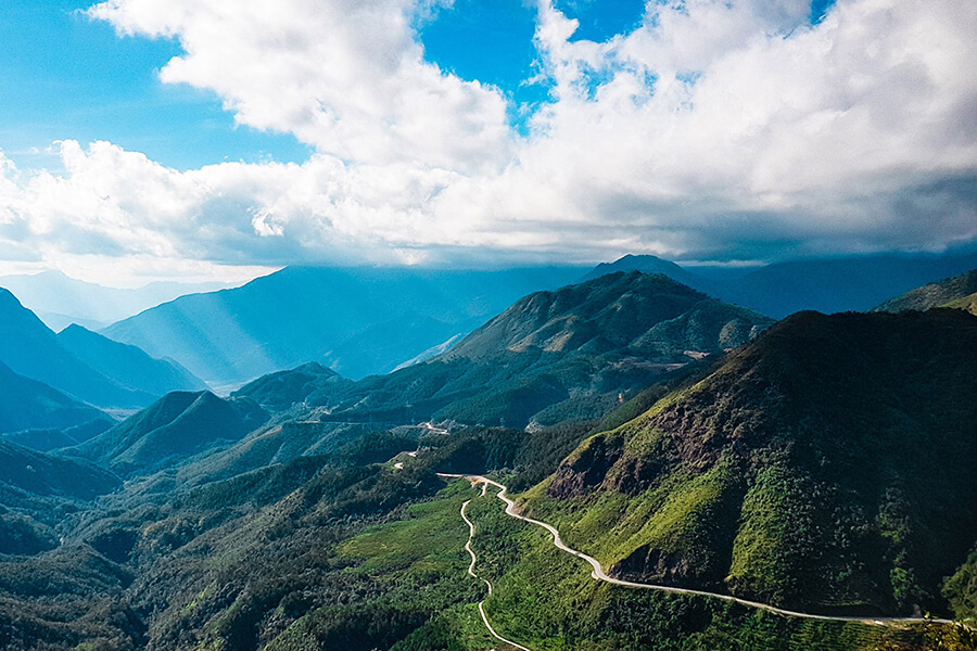 the beautiful view in Tram Ton Pass, Vietnam trips