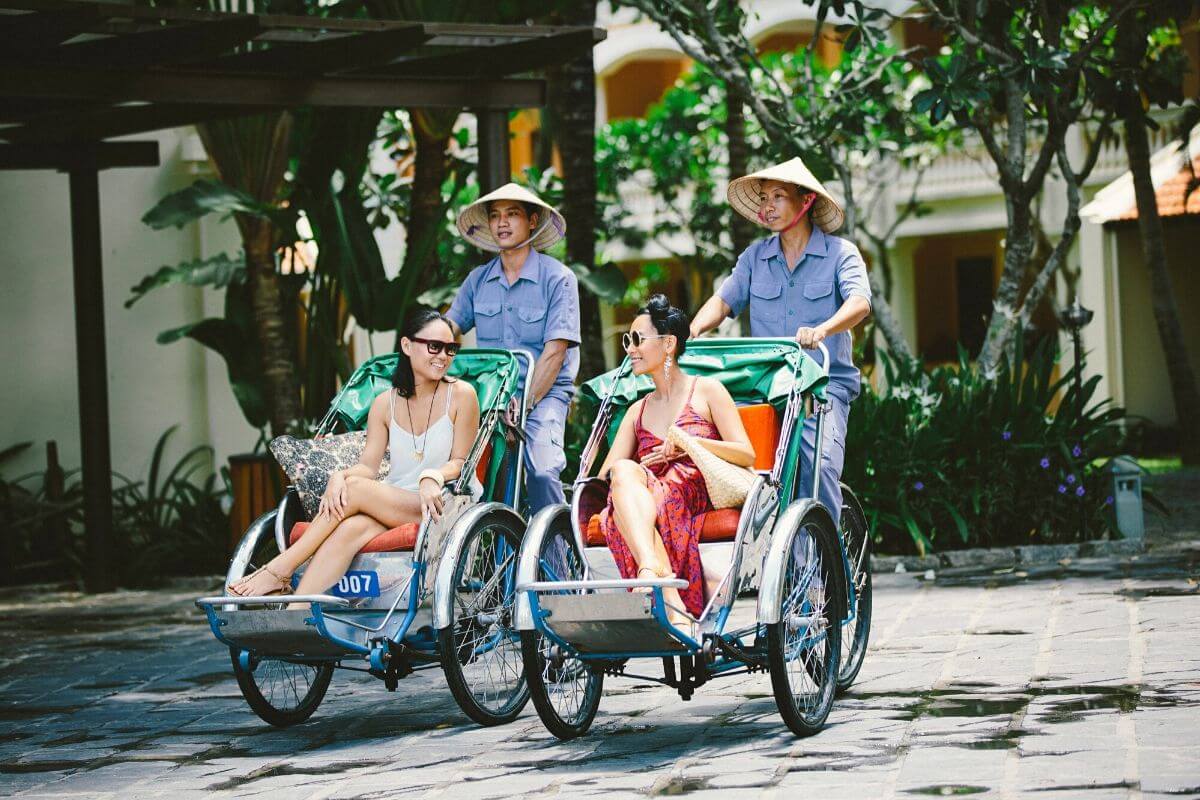 Cyclo in Vietnam, Vietnam local Tours