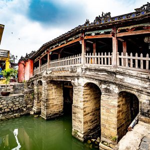 the Japanese Covered Bridge in Hoi An, Vietnam Vacation Package