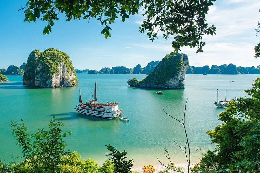 Bai_Tu_Long_Bay, Vietnam trips