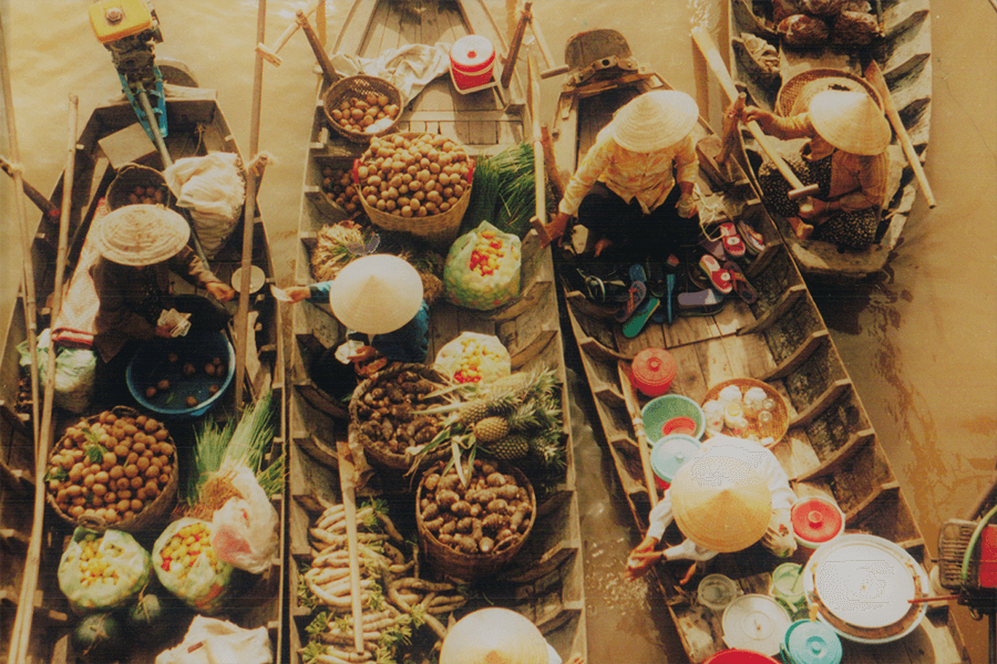 Cai Be Floating Market, Family tour package in Vietnam