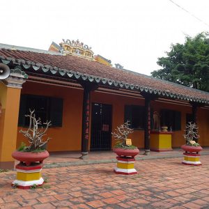 Giac Lam Pagoda, Sai Gon tours