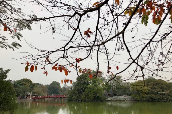 Hoan Kiem Lake, Vietnam Beach Holiday