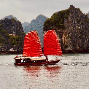 Cruise Trip in Halong, Vietnam Tour day trip