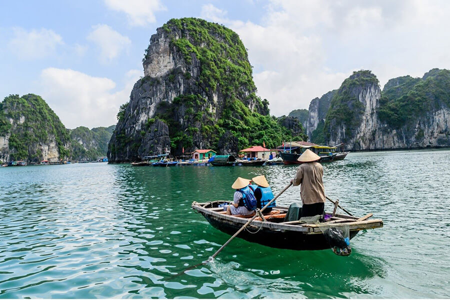 Ha Long, Vietnam 17 day itinerary
