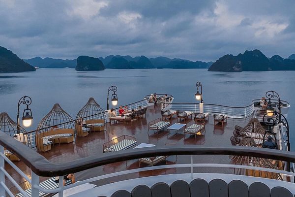 Halong Cruise, Vietnam tour package