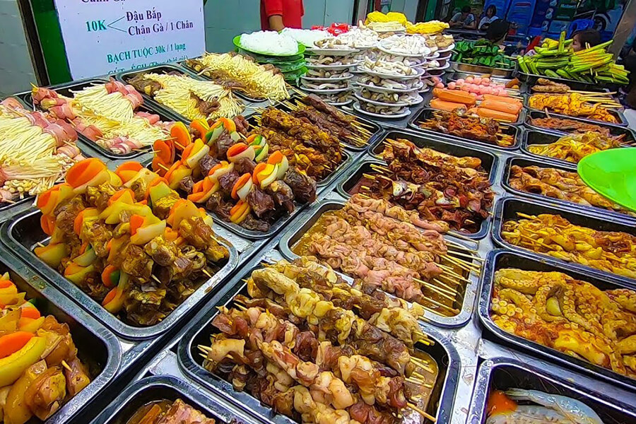 Vietnamese Street Food, Vietnam Holiday Packages