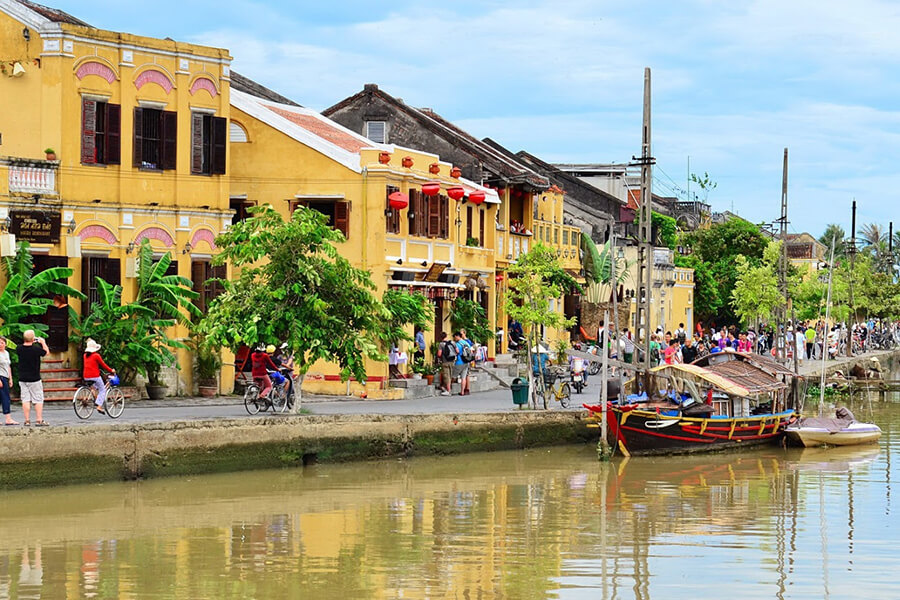 Hoi-An-in-morning, Vietnam Beach holidays