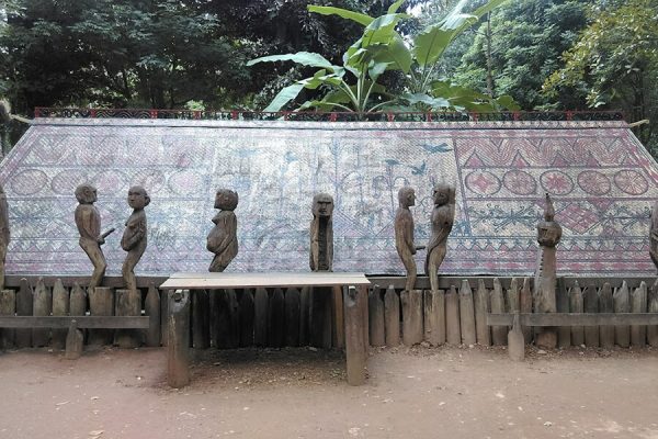 Vietnamese museum of ethnology Hanoi-tours