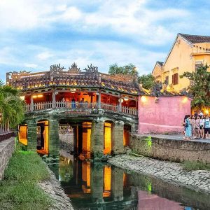 Japanese cover bridged in Hoi An, Tour to Vietnam