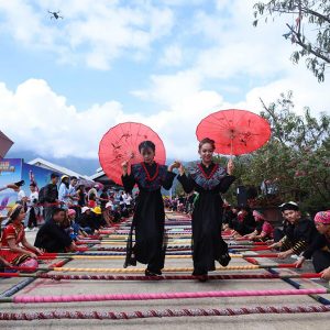 traditional dance of Thai People, Vietnam Adventure tour