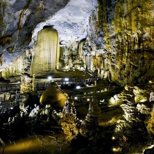 Thien Duong cave, Family tours in Vietnam