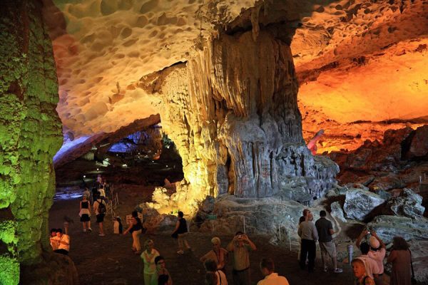 heaven palace in HaLong, Travel to Vietnam