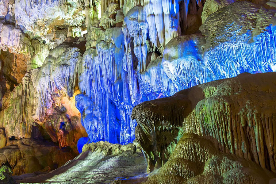 Sung Sot Cave, Vietnam Family Tour