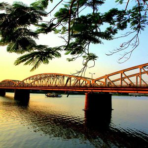 Trang Tien Bridge, Hue, Vietnam Tours