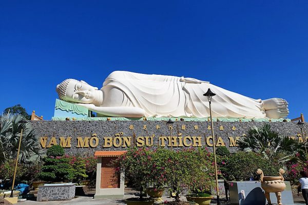 Lying Buddha pagoda, Vietnam Trips