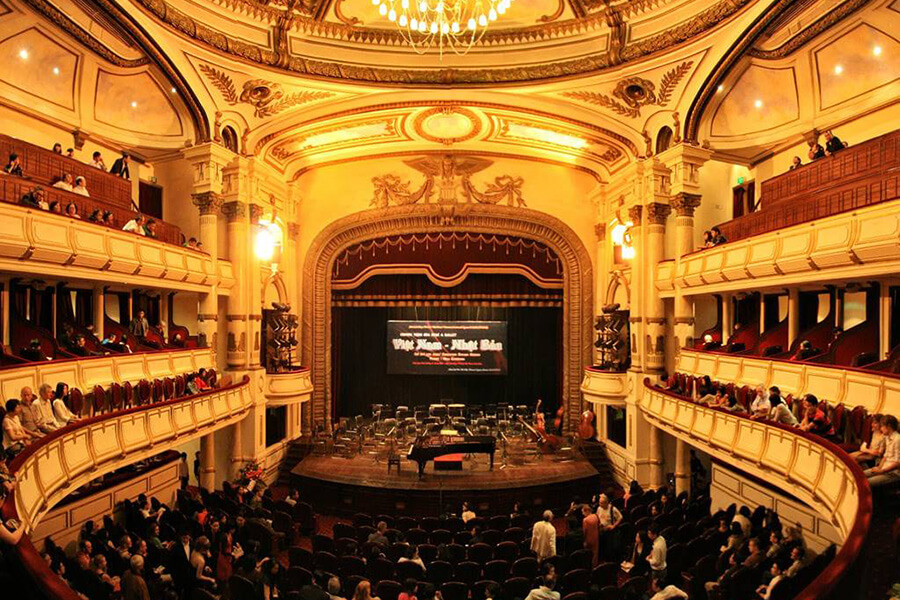 Hanoi Opera House , Vietnam Family Tours