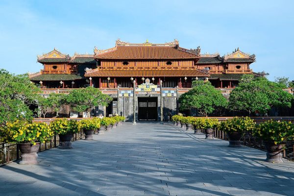 Forbidden Purple City, Vietnam classic tour