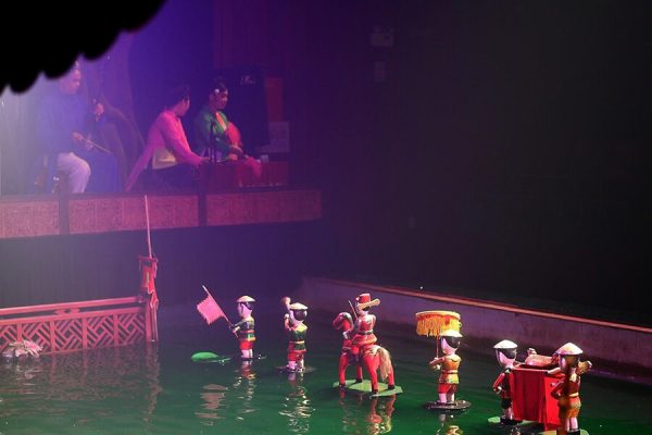 Water Pupet Show, Vietnam local tours