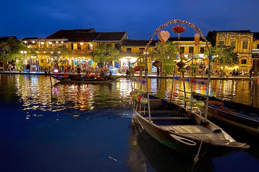 Hoi An Town, Vietnam Clasic Tours