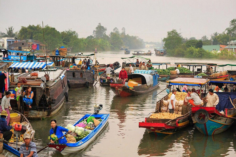 Mekong River Market, Vietnam vacation