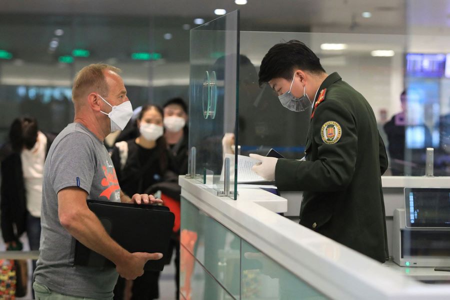 The-Government-Suspending-the-Requirement-to-be-Tested-for-the-SARS-Cov-2-Virus-before-Entering-Vietnam
