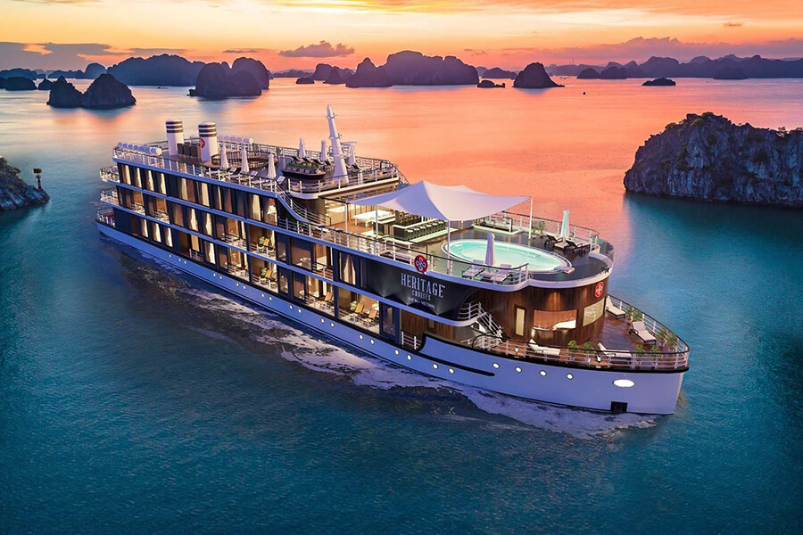 Vietnam Tour Packages - Overnight Cruise in Halong Bay