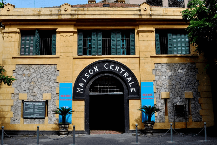 Hoa Lo Prison