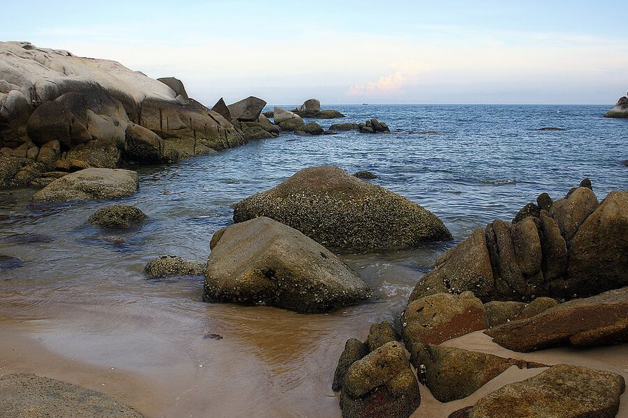 Da Nhay Beach - Quang Binh