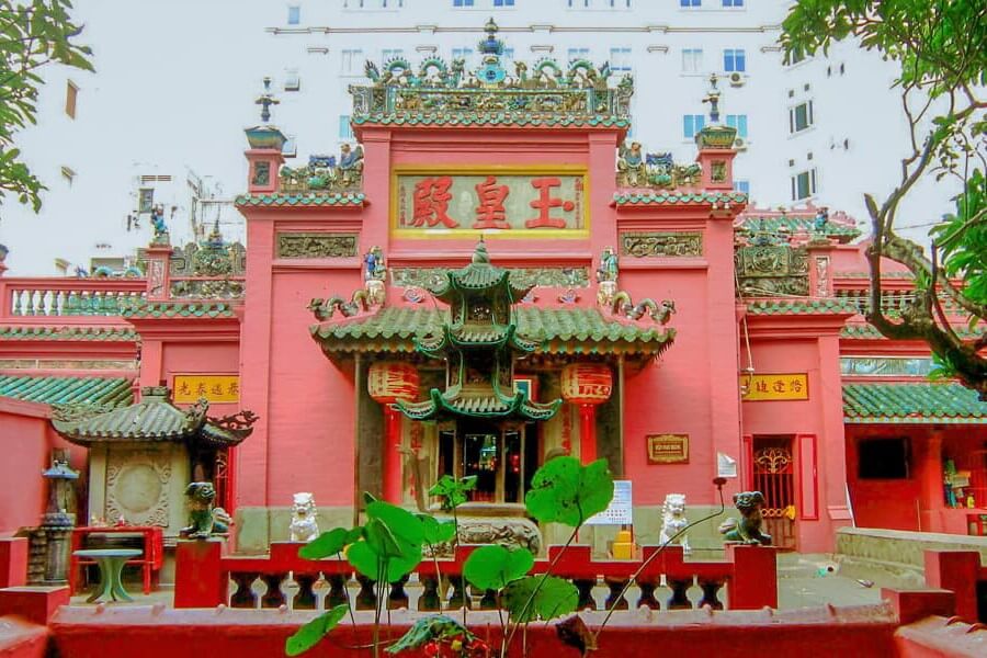 Jade Emperor Pagoda - Ho Chi Minh City