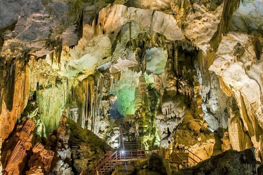 Tien Son Cave - Quang Binh