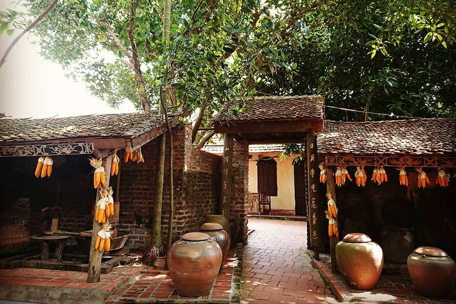 Duong Lam Ancient Village - Vietnam vacation package