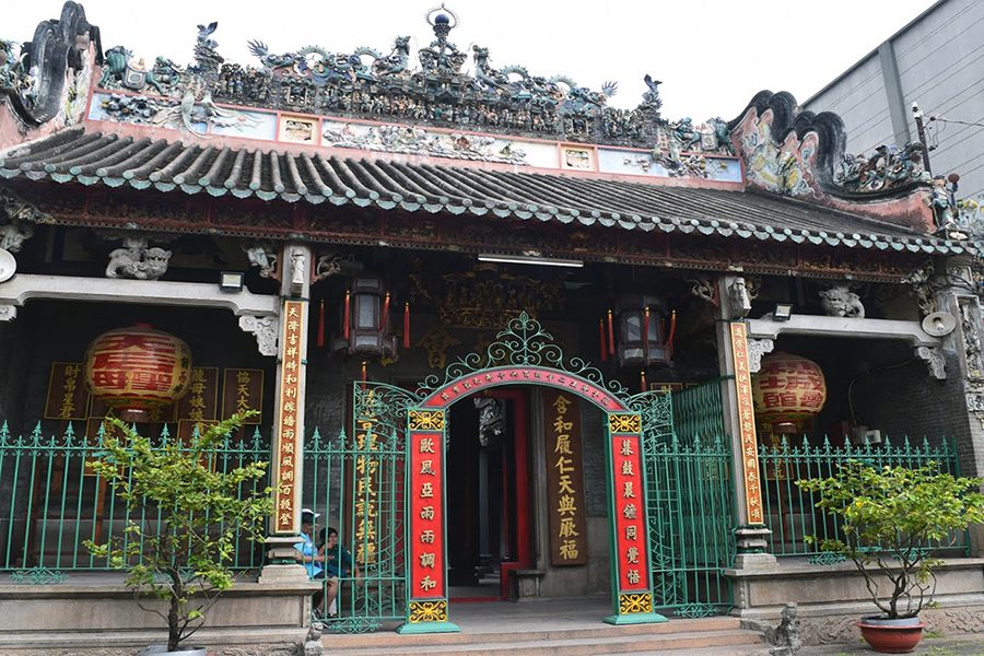 Thien Hau Temple - Vietnam family vacation