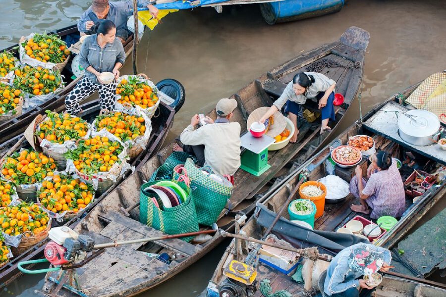 Cai-Rang-Floating-market-Vietnam tour package