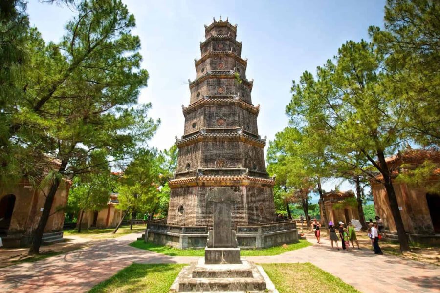Thien Mu Pagoda - Vietnam tour packages