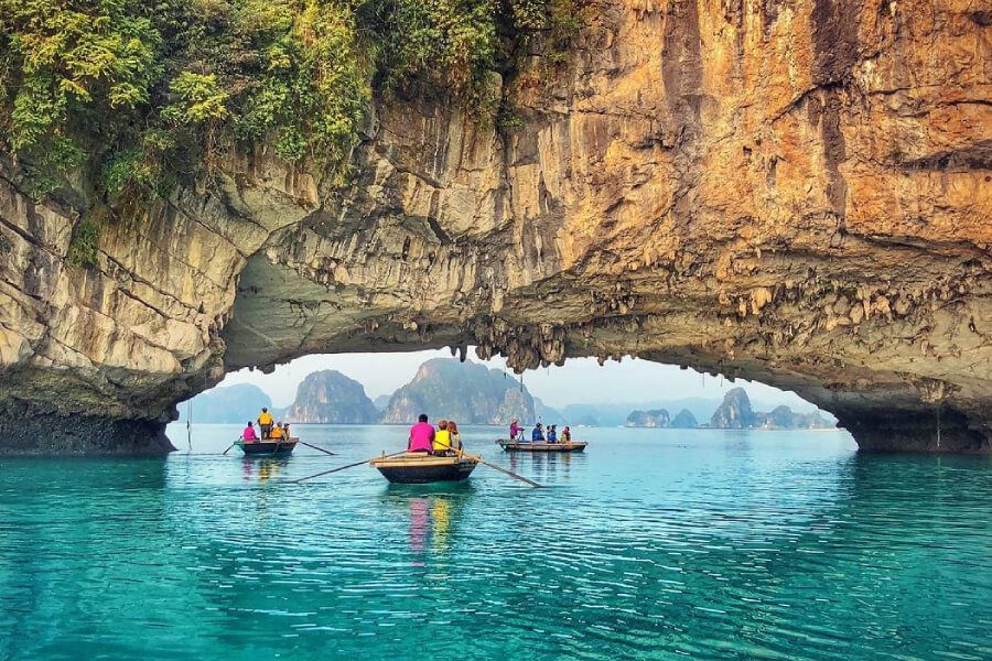 Bai Tu Long Bay - Vietnam Classic Tours