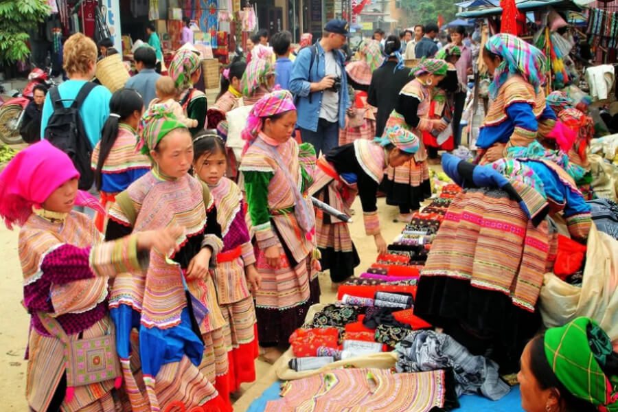 Coc Ly Market Sapa - Vietnam Classic Tours