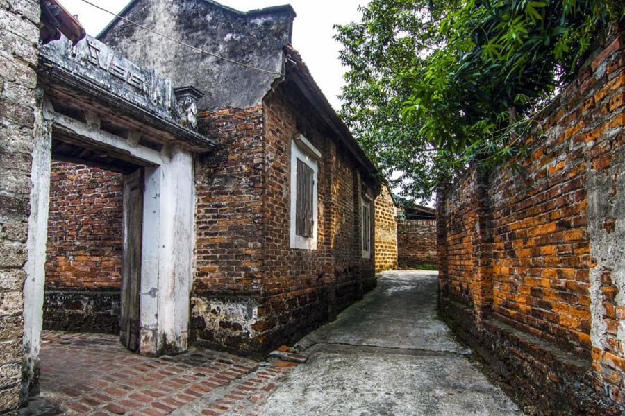 Duong Lam Ancient Village - Vietnam Classic Tours