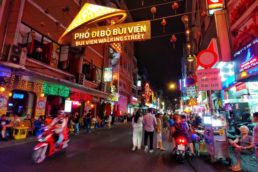 Nightlife in Ho Chi Minh City - Vietnam Classic Tours