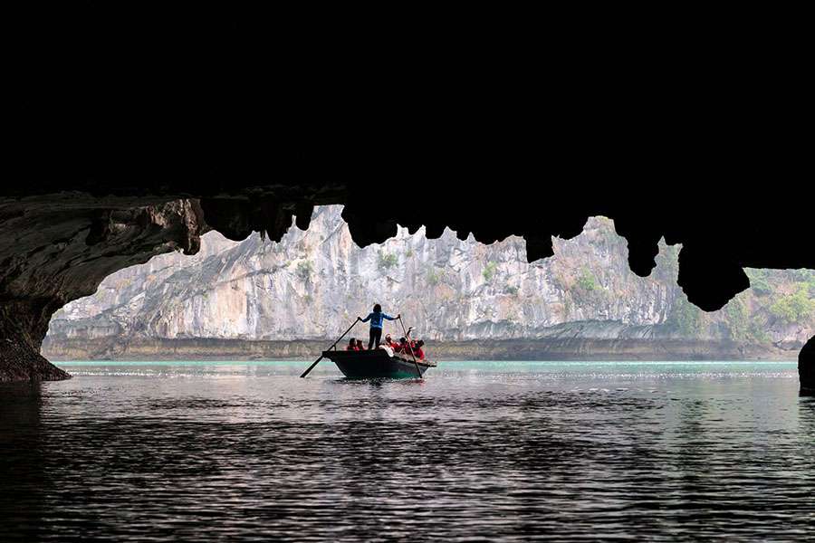 Light and Dark Cave - Vietnam classic tour