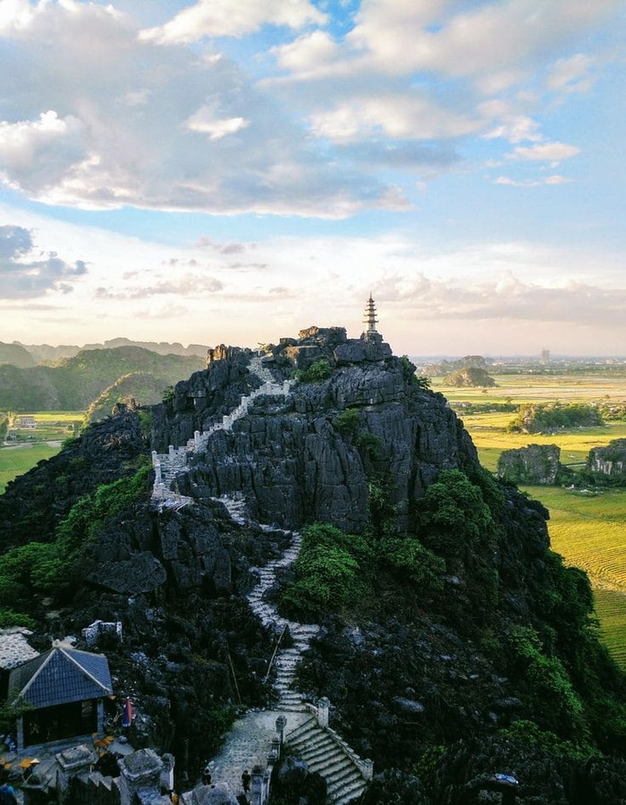 the majestic view of ninh binh vietnam tour