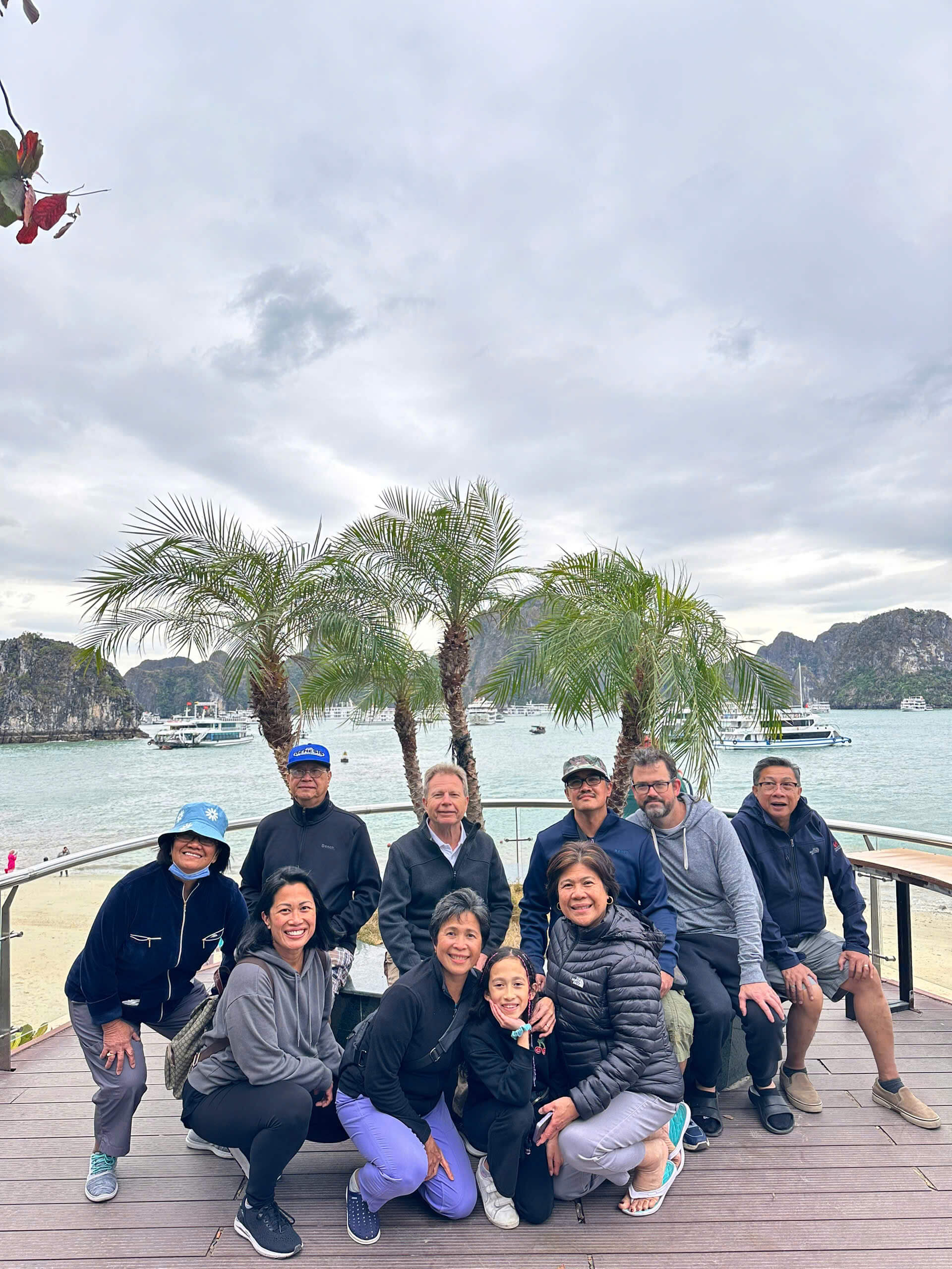 Group of 10 to Ha Noi