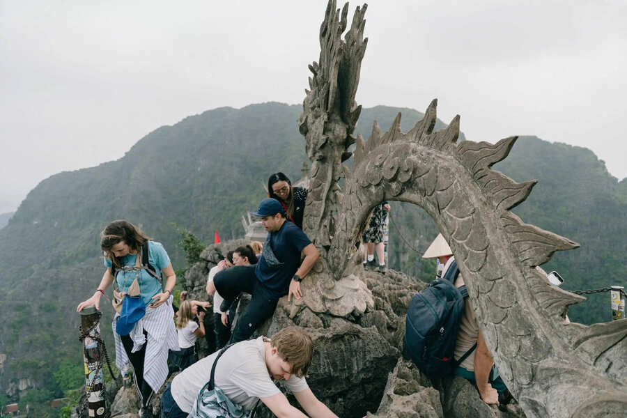 visit Hoa Lu Capital ninh binh