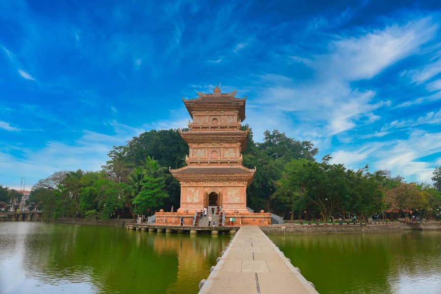 what to see in Hoa Lu Ancient Capital