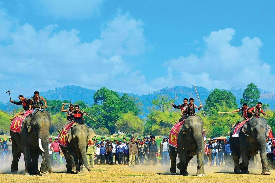 Buon Don ethnic village -14 day Vietnam itinerary Buon Don ethnic village -14 day Vietnam itinerary