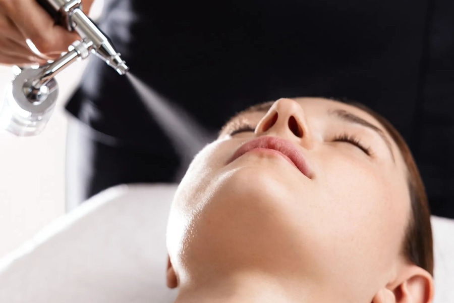 Ho Chi Minh City facial spa offering deep cleansing and facial massage